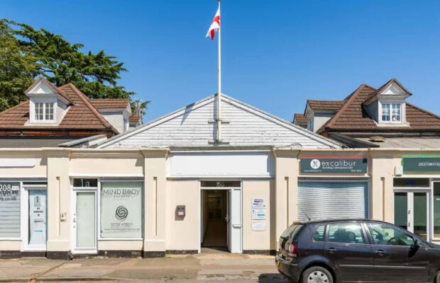 York Road Surrey KT13